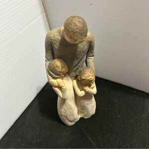 Willow Tree Father and Two Children Figurine - Beige and Gray